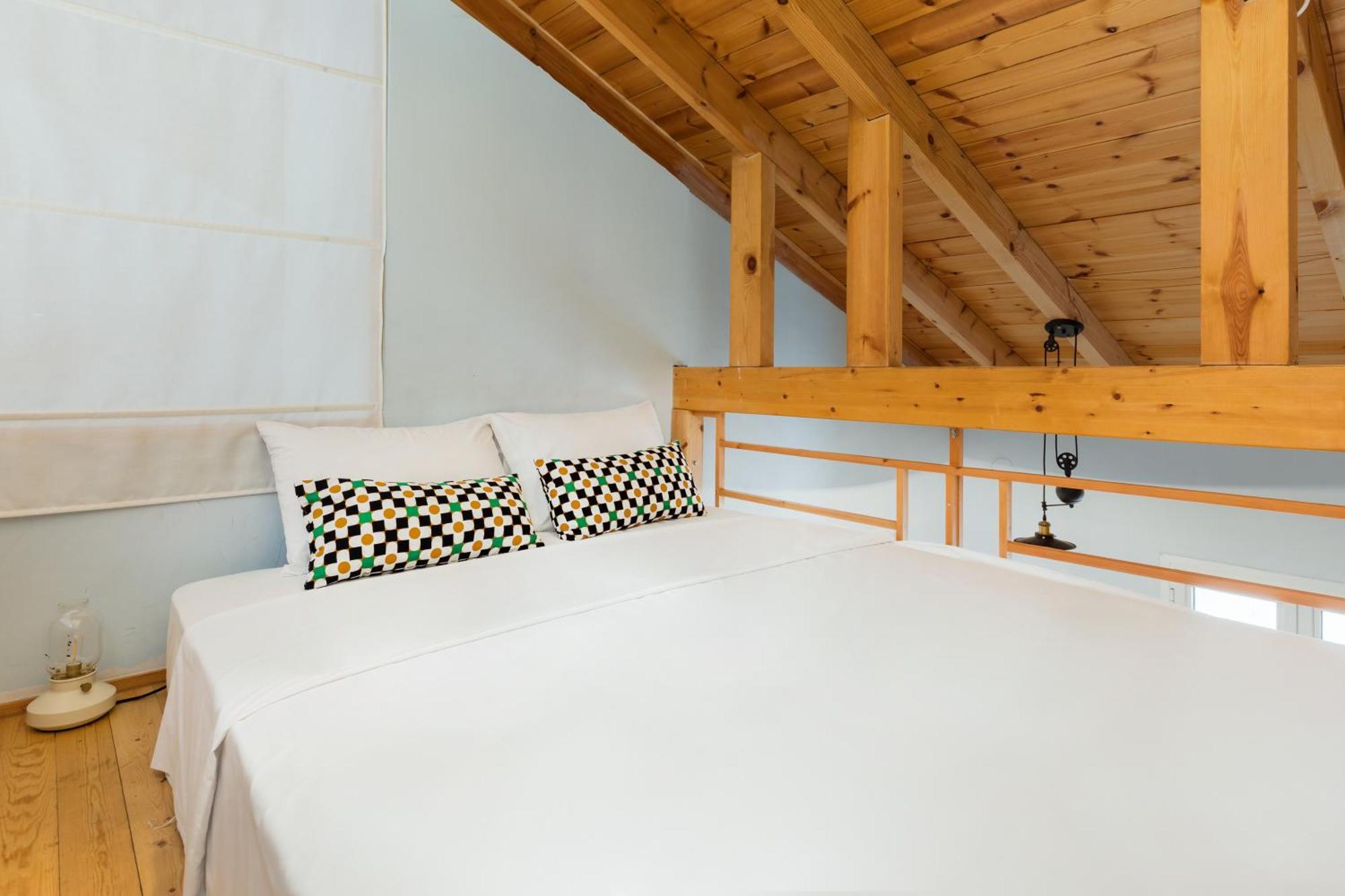 Butterfly By Halu! Retro House In The Center Appartement Thessaloniki